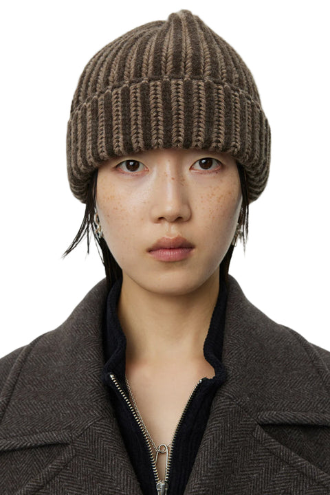 STAGE BEANIE - BISCUIT