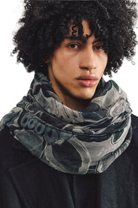 SQUARE SCARF FLORAL GREY - THE ROOM BY BASMATEE