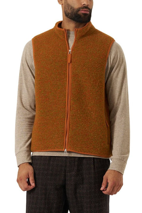 WOOL FLEECE CLIMBING GILET - THE ROOM BY BASMATEE